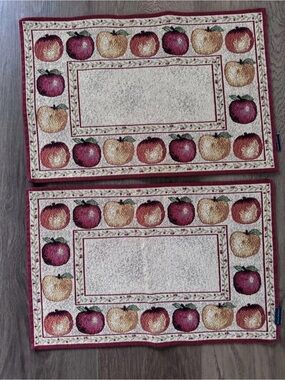 croft & barrow Red and Gold Apple Border Kitchen Placemats (Set of 2)